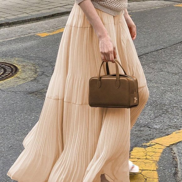 . Dresses & Skirts - Apricot Casual Womens Solid Pleated Ruffle Hem Skirt